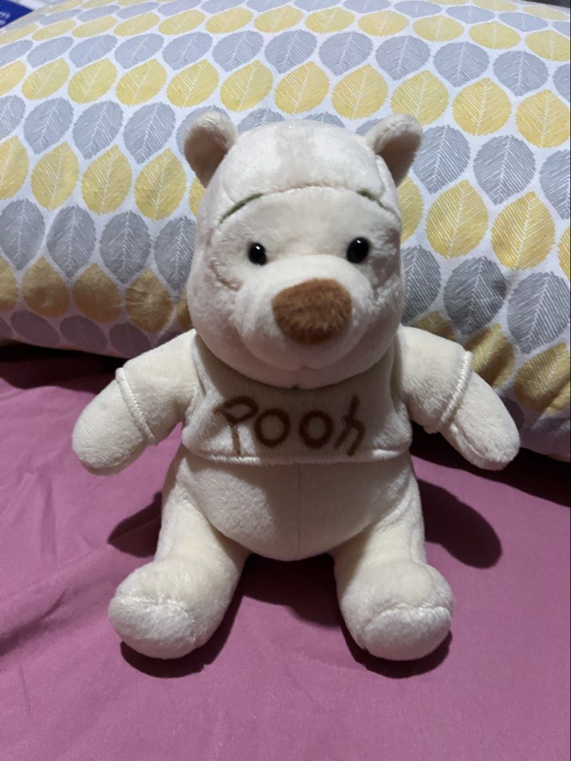 Pooh #p27 (Category: Plushies & Soft Toys) located in Paranaque City. Submitted by bonsaiart (Listing ID 1465538838, Image 1). Description: Pre owned Good condition 580+sf Payment via gcash or paymaya Shipping via j&t.