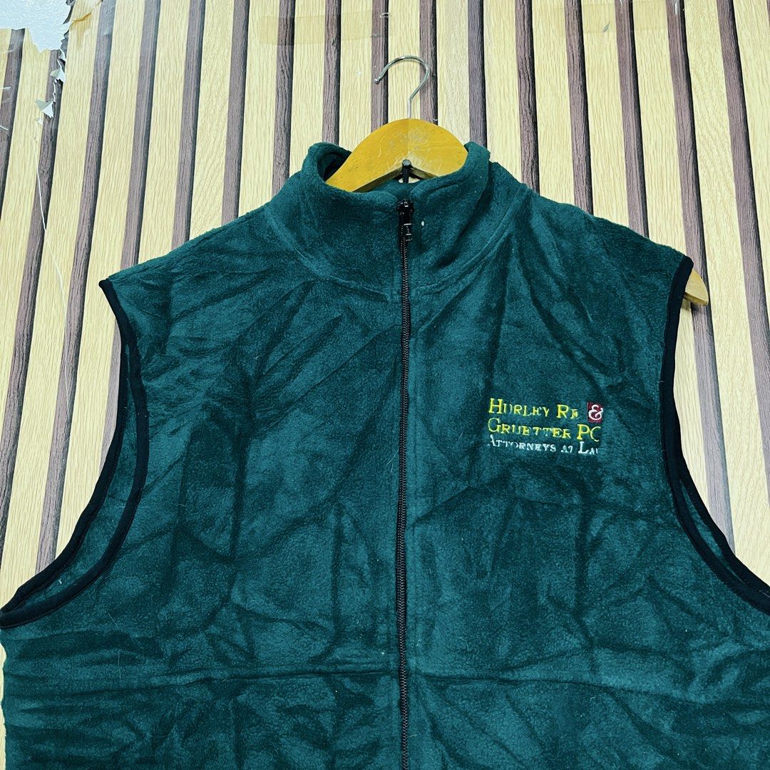 PORT AUTHORITY GORPCORE PREPPY Y2K ACADEMIA FULL ZIP FLEECE SLEEVELESS VEST GREEN MEDIUM 23x26 (Category: Coats, Jackets and Outerwear) located in Dasmarinas. Submitted by yg_supplies (Listing ID 1465445524, Image 3). Description: PLEASE READ FAQ’s > Yes, available! > Last price posted. TAKE IT OR LEAVE IT! > Dasmariñas Cavite > ADDITIONAL PHOTOS are NOT AVAILABLE as we seal the items after taking pictures. > GCASH payment > JNT shipping / LALAMO