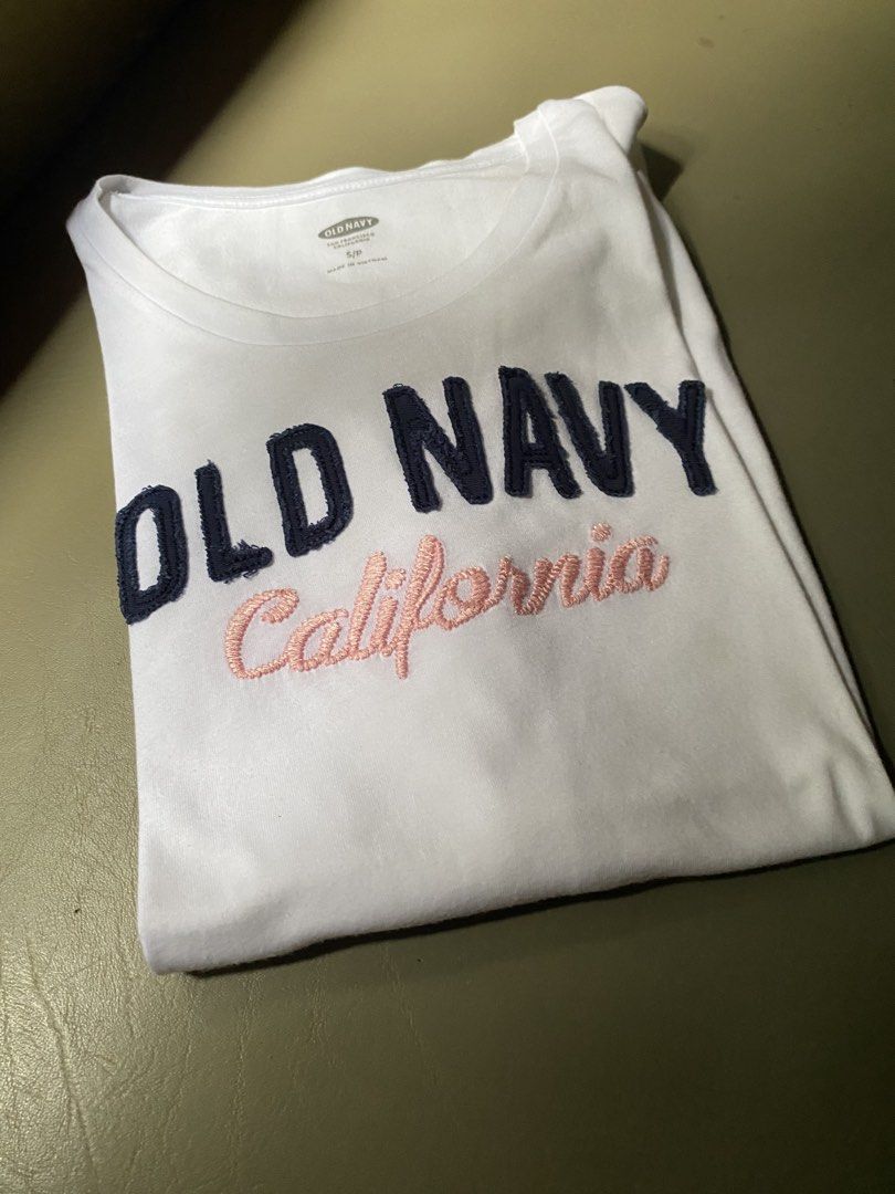 PrelovedOld Navy Shirt (Category: Shirts) located in Paranaque City. Submitted by sarlicapclothing (Listing ID 1465425458, Image 3). Description: Width-18.