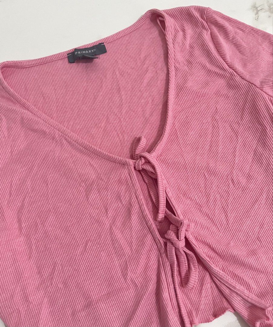 PRIMARK PINK TIE TOP (Category: Blouses) located in Bacoor. Submitted by lemonsandmelons (Listing ID 1465578623, Image 2). Description: fits s to m Brand: PRIMARK.