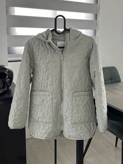 (Category: ) located in . Submitted by sfclosetcleanup (Listing ID 1465431068, Image 1). Description: .