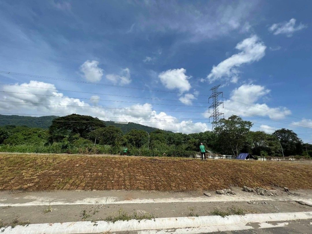 Provence Lot for Sale (Category: Announcements) located in Makati City. Submitted by xoxogen92 (Listing ID 1465447123, Image 1). Description: ‼️RUSH SALE‼️ 📍Tagaytay Highlands ▪️Provence 📌341 sqm ✅With Clubshare ✅Facing SE .