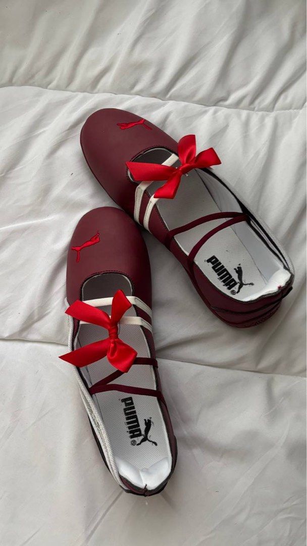 Puma Ballet Lace Shoes (Category: Sneakers) located in Lupao. Submitted by maicollection (Listing ID 1465526172, Image 2). Description: Product Details: - top g quality - not og - all actuals - sizes: 26-40 .
