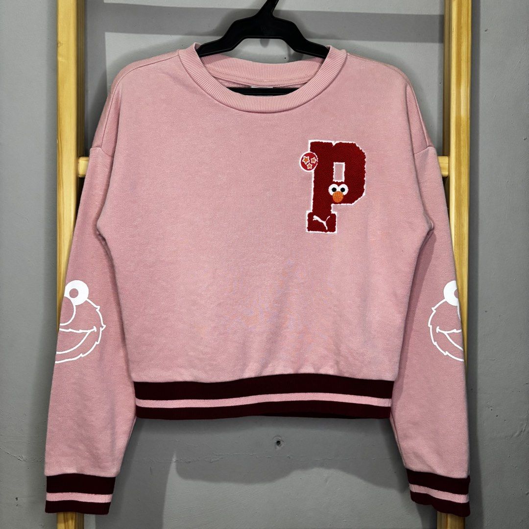 Puma kids x elmo crop sweaters (Category: Babies & Kids Fashion) located in Valenzuela. Submitted by thriftynanay88 (Listing ID 1465457036, Image 1). Description: Size 9-10Y on tag kinda run small.