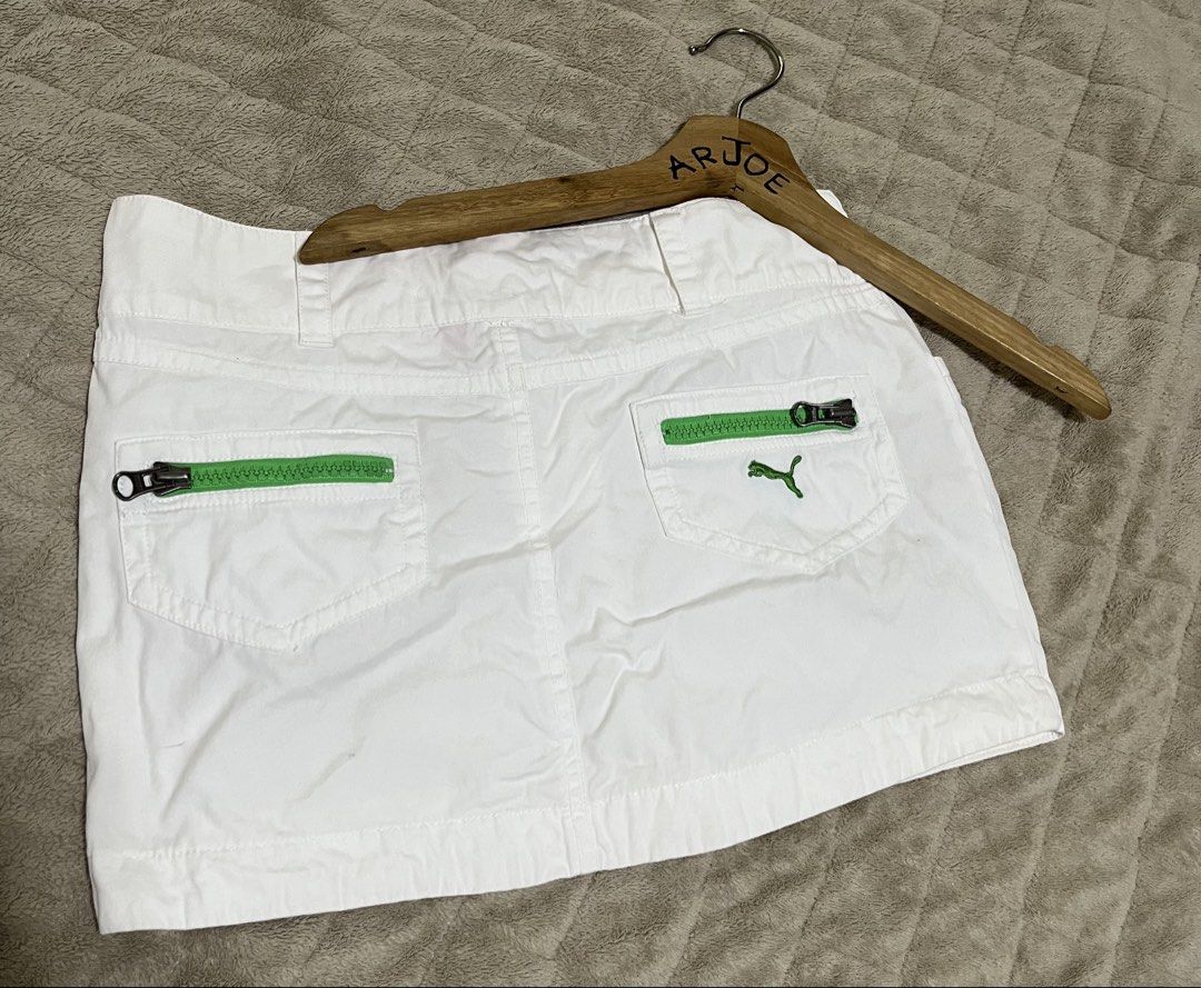 Puma skirt y2k (Category: Skirts) located in Bulacan. Submitted by arjoeocano-36257 (Listing ID 1465446053, Image 3). Description: Puma skirt Like new condition 9/10 Small on tag Size 32 L13 hem 18 499 php Loc: bulacan.