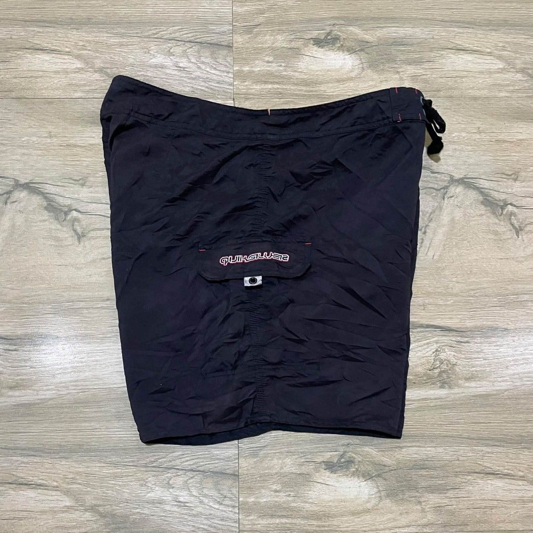 Quicksilver Men’s Boardshort (Category: Shorts) located in San Carlos City. Submitted by latumsthrift (Listing ID 1465404566, Image 3). Description: Quicksilver Men’s Boardshort Size 36 on tag Length 18 Leg Hole 14 Excellent Condition Dm📩.
