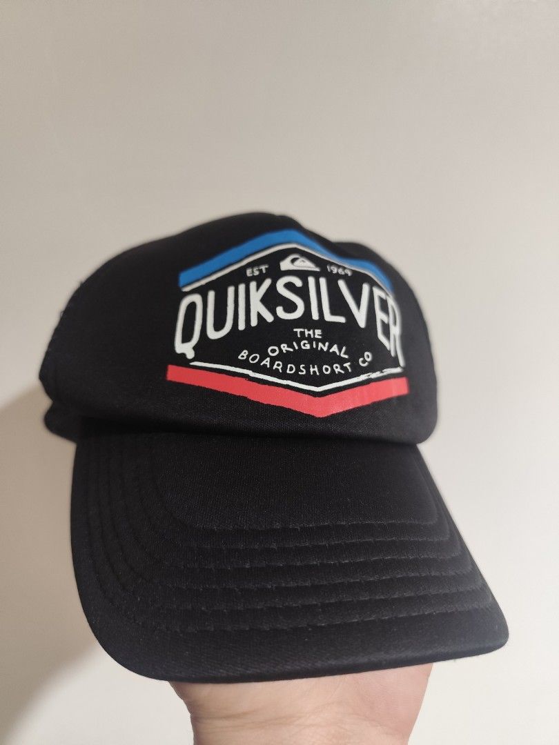 Quiksilver tracker cap (Category: Caps & Hats) located in Makati City. Submitted by hoykii (Listing ID 1465496759, Image 1). Description: SIZE: 53CM ISSUE: NONE 150 PHP.