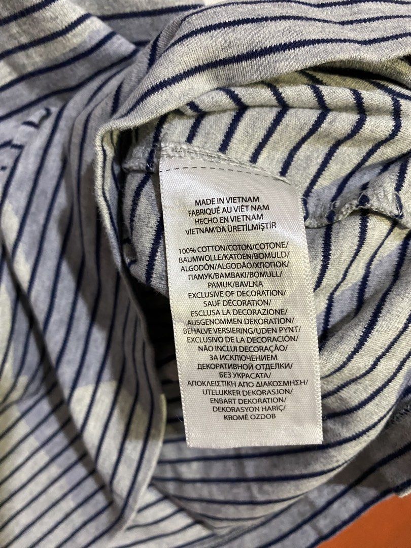 RALP LAUREN STRIPE POLO (Category: Tshirts & Polo Shirts ) located in Cebu City. Submitted by arsenyong (Listing ID 1465523293, Image 3). Description: 24 by 29 Excellent No issue Need wash only .