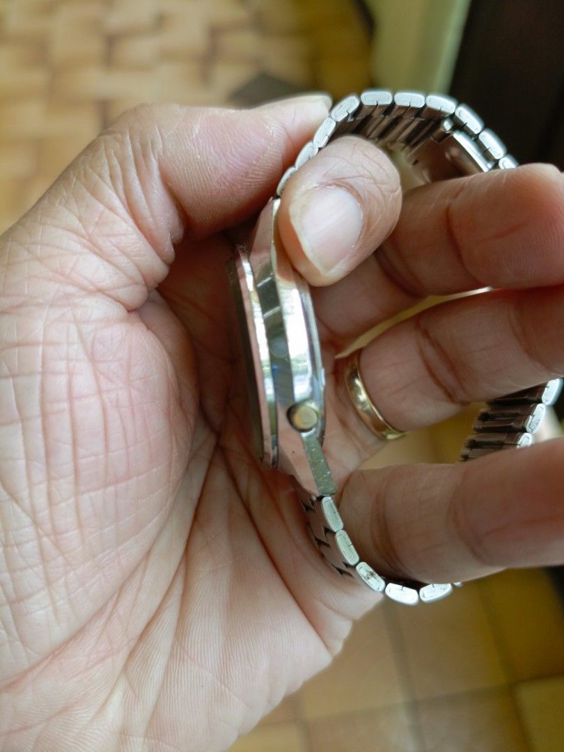 Rare vintage Seiko DX automatic (Category: Men's Watches) located in Paranaque City. Submitted by timeforus (Listing ID 1465436428, Image 2). Description: good working condition.