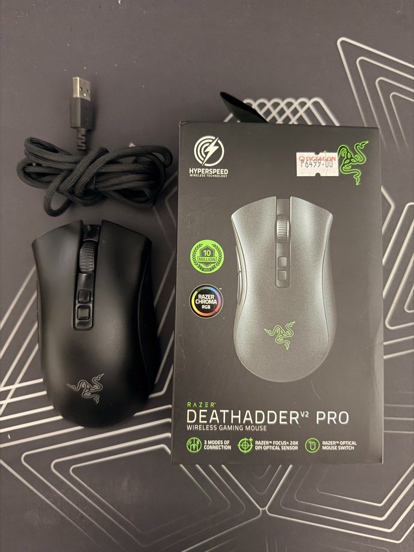 Razer DeathAdder V2 Pro Wireless Gaming Mouse (Category: Mouse & Mousepads) located in Cainta. Submitted by kenarceno (Listing ID 1465448715, Image 2). Description: RAZER DEATHADDER V2 PRO • No warranty •Suggest to change mouse grip tape 🎁 FREE 3D Razer DeathAdder V2 Pro Holder 📍 Pick-up only: Cainta / Uptown Mall ⚡ First come, first served! 📌 RFS: Quitting Razer.