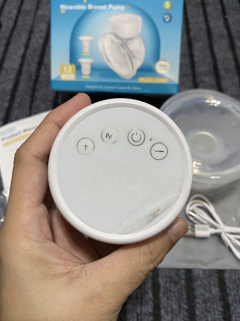 [READ DESCRIPTION] Dr. Isla EB29 Wearable Breastpump Dr Isla Breast Pump (Category: Breastfeeding & Bottle Feeding) located in San Mateo. Submitted by sellstuffs_mnl (Listing ID 1465490461, Image 2). Description: Machine lang po ang nagamit ko dito, but the parts are ALL BRANDNEW. - Machine is not working na. That's the issue. So ang purpose nalang po nito is for EXTRA PARTS. Mahal po ito pag bumili ka ng parts sa Dr. Isla. Flange palang magkano 