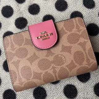 (Category: ) located in . Submitted by authentic_coach_mk_bag_murah (Listing ID 1465413531, Image 1). Description: .