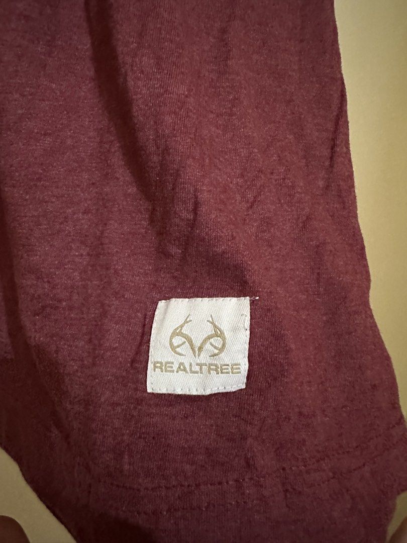 Real Tree (Category: Activewear) located in Legazpi City. Submitted by jaysx666 (Listing ID 1465510102, Image 2). Description: As new Large- XL 24.5 x 27.