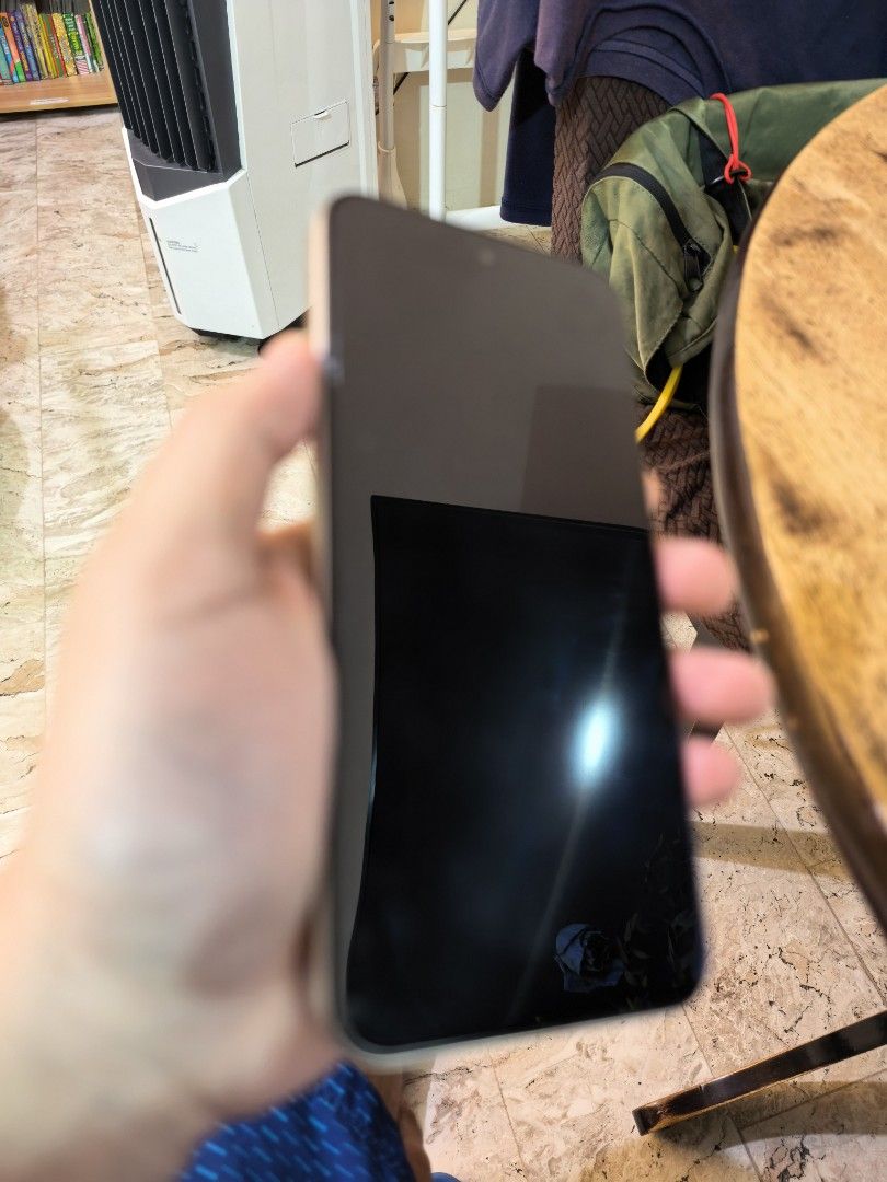 Realme 15t 512gb (Flowing Silver) (Category: Realme) located in Pasig City. Submitted by kyenramos (Listing ID 1465474481, Image 2). Description: Used for 8 months only. 2 very minor scratch/dent. Complete box and charger and with phone case. Battery is in very excellent condition. I usually charge after 1-2 days. RFS: Upgrade to a higher end phone. 📍 Pasig.