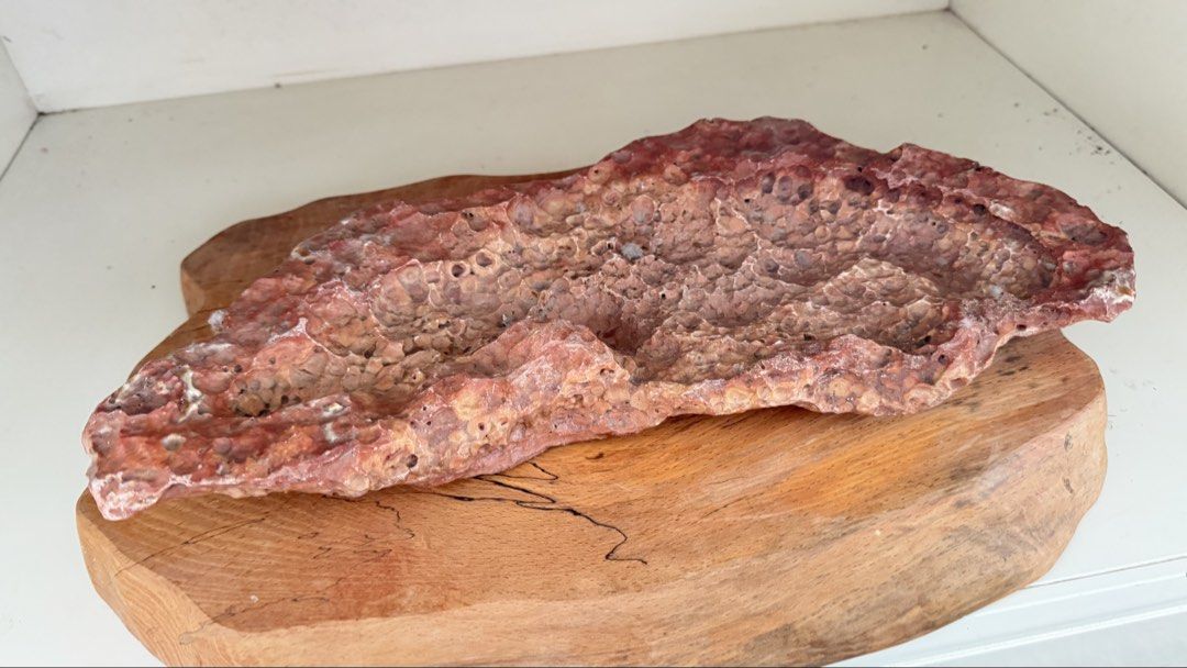 Red Botryoidal Agate Crystal Display Specimen with Wooden Base (Category: Precious Stones) located in Manila. Submitted by pinklilo (Listing ID 1465467194, Image 3). Description: .