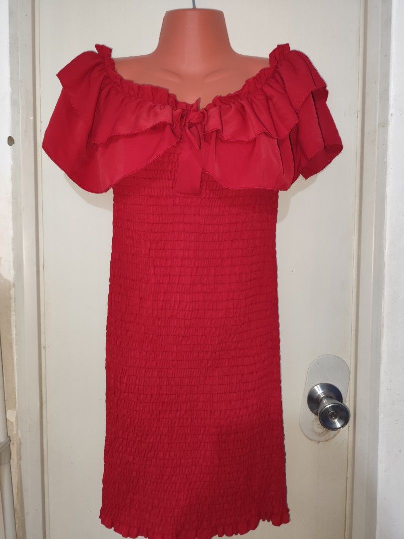 Red smocked dress (Category: Dresses) located in Pasig City. Submitted by chai.espinosa (Listing ID 1465443296, Image 1). Description: Used thrice only. Still in good condition. Fits Medium-Large since smock Ang tela..