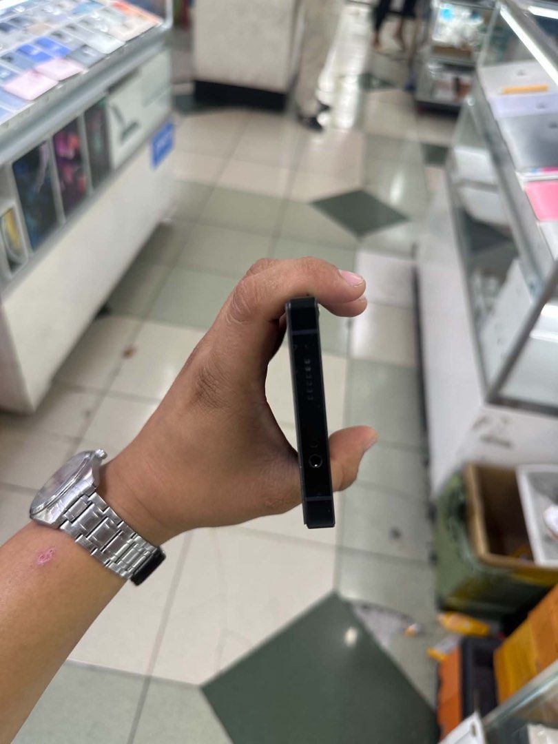 Redmagic 10 Pro 12/256GB Openline no issues Complete set (Category: Other Gadgets) located in San Juan City. Submitted by najihahtelecomshop2018 (Listing ID 1465523527, Image 3). Description: Legit Store | Original unit FOR SALE | TRADE / SWAP ▫️INSTALLMENT thru: 🔸Credit Card (straight / installment) 🔸Ggives / Gcredit + 6% interest 🔸Spay Later + 6% interest (RFS: Buy and Sell any kinds of Gadgets) Description: iPhone 15 Pro Redmagic 10 Pro 12/