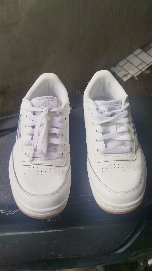 Reebok Club C Double Classics White Sneakers (Category: Sneakers) located in Caloocan City. Submitted by boj1995 (Listing ID 1465408090, Image 2). Description: - Brand: Reebok - Model: Club C Double - Color: White - Style: Retro court with chunky platform soles - Material: Leather upper with perforated toe box - Features: Iconic logo branding on side and tongue, includes clean white laces - Condition: Used only three times.