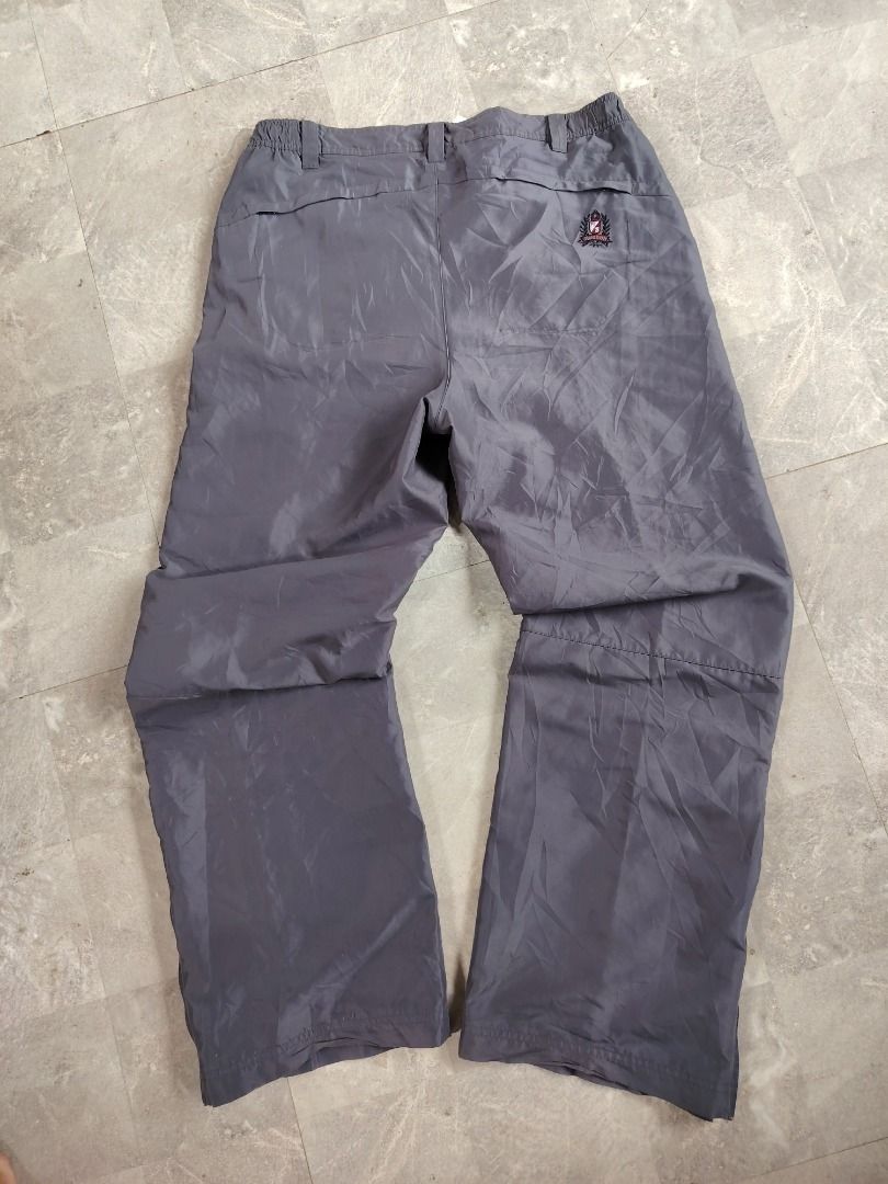 Reebok Grey Track Pants With Zips (Category: Joggers) located in Dasmarinas. Submitted by clydegallo40531 (Listing ID 1465421154, Image 3). Description: reebok track pants 34 waist line 40 length 11 leg hole authentic no issue 250 free ship.