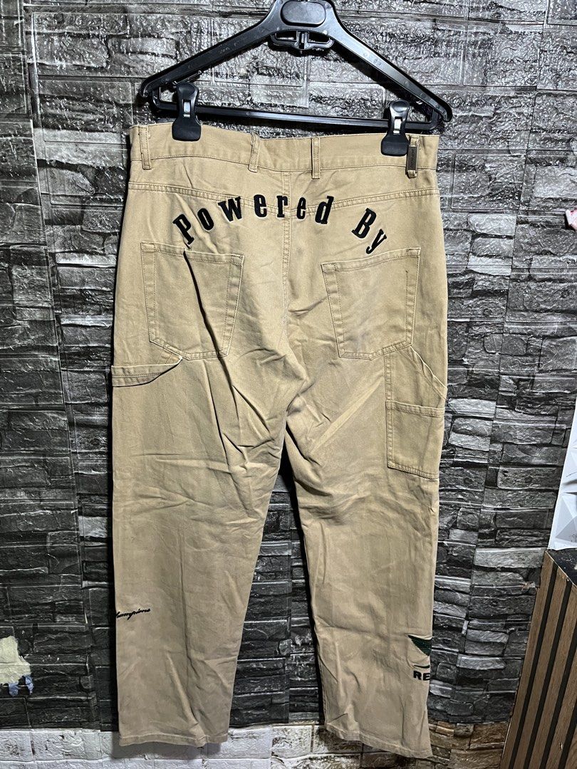 Represent Double Knee Pants (Category: Chinos) located in Manila. Submitted by flex_curation (Listing ID 1465523201, Image 3). Description: 32W 39L IN VERY GOOD CONDITION AND IN PRESENTABLE CONDITION MINIMAL PAINT STAIN SEE LAST PIC BACOOR CAVITE LOC.
