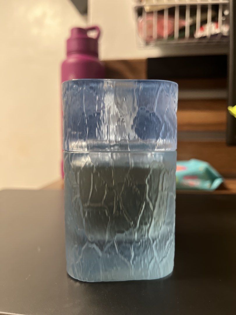 Riffs Freeze (Category: Fragrance & Deodorants) located in Paranaque City. Submitted by generalarene (Listing ID 1465571865, Image 2). Description: 80-85ml remaining Full presentation.