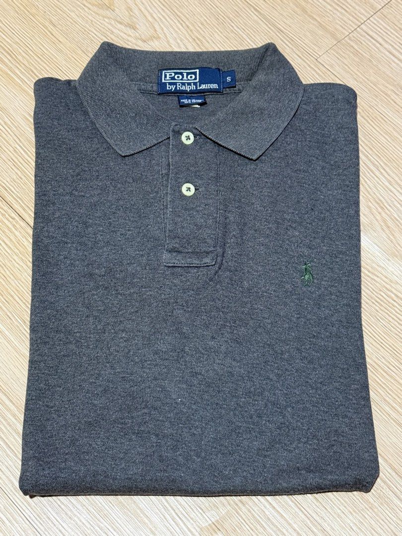 RL Poloshirt (Category: Tshirts & Polo Shirts ) located in Manila. Submitted by plonlineclothing (Listing ID 1465512620, Image 3). Description: ✨ AVAILABLE ✨ Polo Ralph Lauren gray with green embroidered pony logo 📏 Measurements: S on tag • Width: 21.5 inches • Length: 26 inches (front) 28 inches (back) Condition: Preloved Color Rate: 9/10, with signs of usage ✔️ Free shipping for 2 or more items ✔️ Payment via Gcash ✔️ Shipping via JnT.