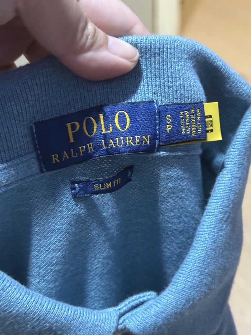 RL Poloshirt (Category: Tshirts & Polo Shirts ) located in Manila. Submitted by plonlineclothing (Listing ID 1465513305, Image 3). Description: ✨ AVAILABLE ✨ Polo Ralph Lauren Short Sleeve Polo Shirt in heather green 📏 Measurements: S on tag • Width: 16-17 inches • Length: 25 inches(front) 26 inches(back) Condition: Preloved, no issues. With scannable QR code. Color rate: 9.9/10 Tags are posted for your reference so you may check the item’s deta