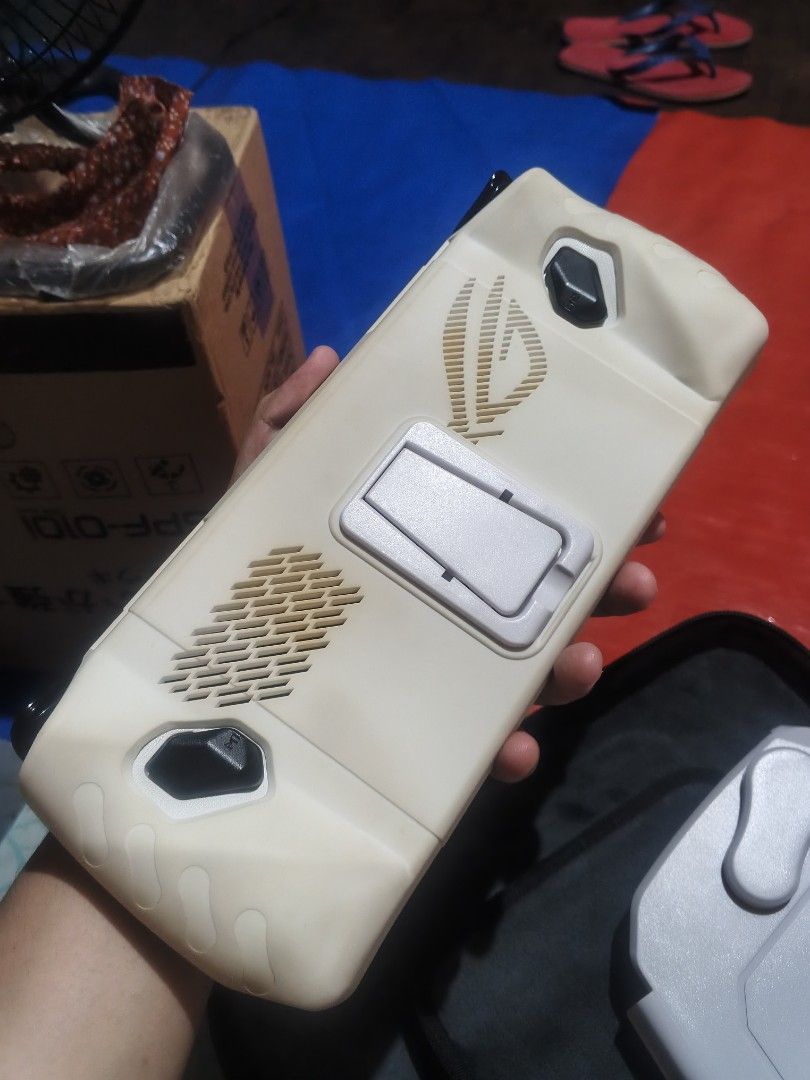 Rog Ally z1 Extreme (Category: Other Gadgets) located in Manila. Submitted by romeodelta85657 (Listing ID 1465506969, Image 2). Description: For sale Rog Ally z1 extreme, All stock, Memory slot not working, known issue siya ng mga rog ally, Mejo mababa battery health please see pics. Wala nang time magpalit. Yan lang ang issue Inclusion Skull and Co Pouch USB 3.0 Hub Box Original charger Case thumb Grip 2 pairs Tempered Glass Already installed Wi