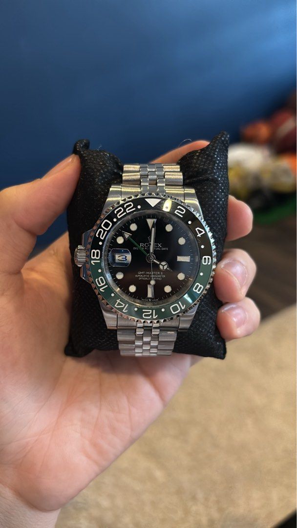 Rolex GMT-Master II Sprite Jubilee Bracelet (Category: Luxury Watches) located in Quezon City. Submitted by dazomarko524938 (Listing ID 1465419449, Image 1). Description: .