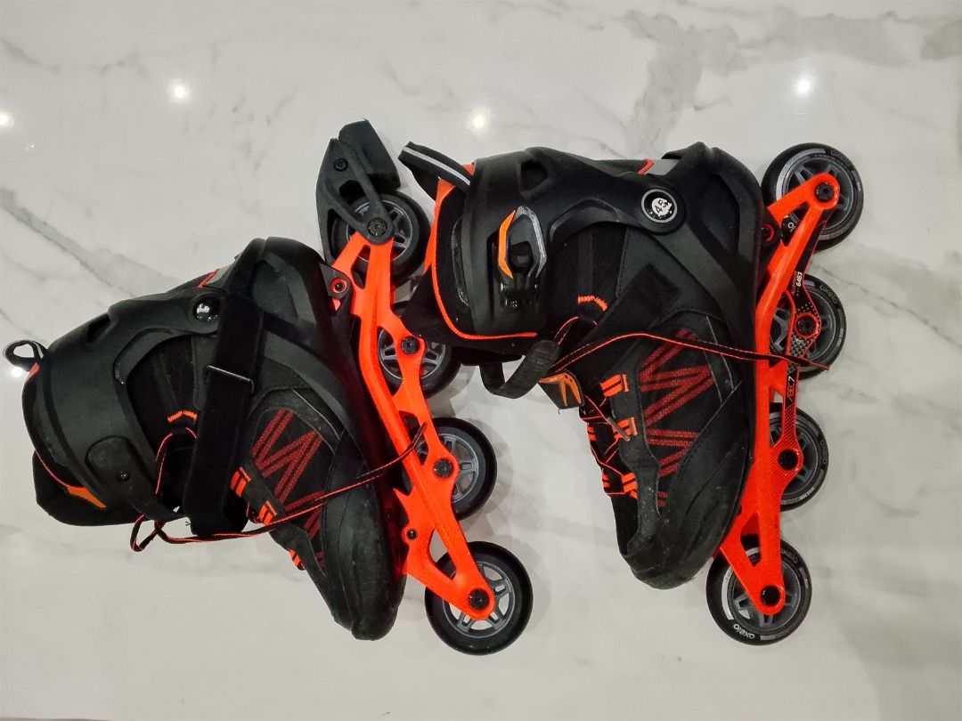 Roller Blade shoes (Category: Skates, Rollerblades & Scooters) located in Quezon City. Submitted by kema2191 (Listing ID 1465463007, Image 2). Description: Size 11 men's Size 13 women's.