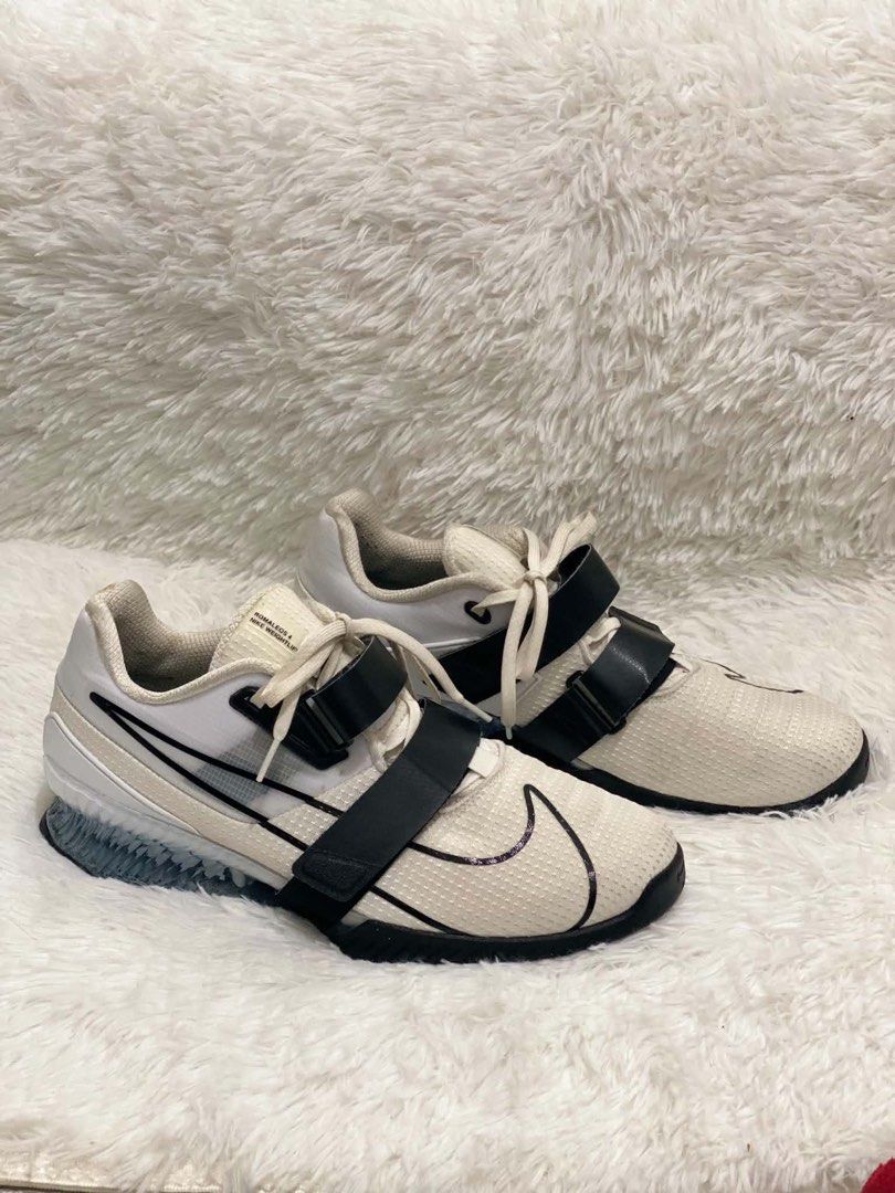 ROMALEOS 4 WEIGHTLIFTING SHOES (Category: Sneakers) located in Dagupan City. Submitted by pizzaislife22 (Listing ID 1465531390, Image 3). Description: Size 12 No issue Need wash Excellent condition.