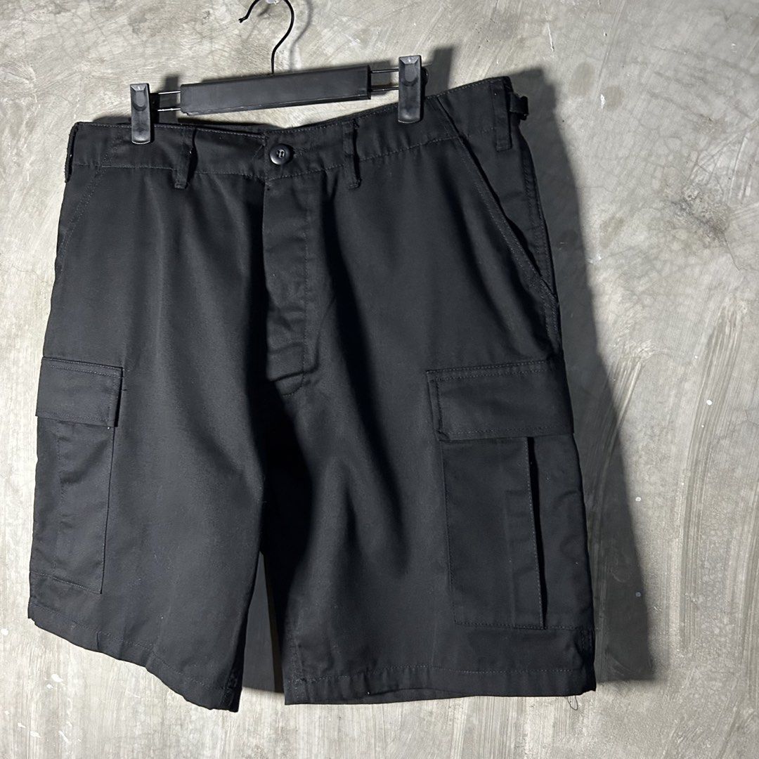 Rothco B.D.U - Black Cargo Shorts (Category: Shorts) located in Tayabas. Submitted by streetdepartment (Listing ID 1465539909, Image 2). Description: Rothco B.D.U - Black Cargo Shorts As new condition Flaw/s: None Size: 31 to 35 inches on tag Measurements (inches): Waist: 34” Rise: 13” Outseam: 20” Inseam: 8.8” Leg opening: 11.5” Price: 1,500 + shipping fee Dm to purchase! Note: Manage your expectations as you are dealing with secondhand items. C