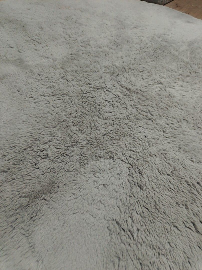 Round Center Rug 130cm (Category: Carpets, Mats & Flooring) located in Manila. Submitted by connectingparts (Listing ID 1465551450, Image 3). Description: Nitori Usagi rug furry texture Japanese style rug Original Price: 5,799 for living room, bedroom, or office.
