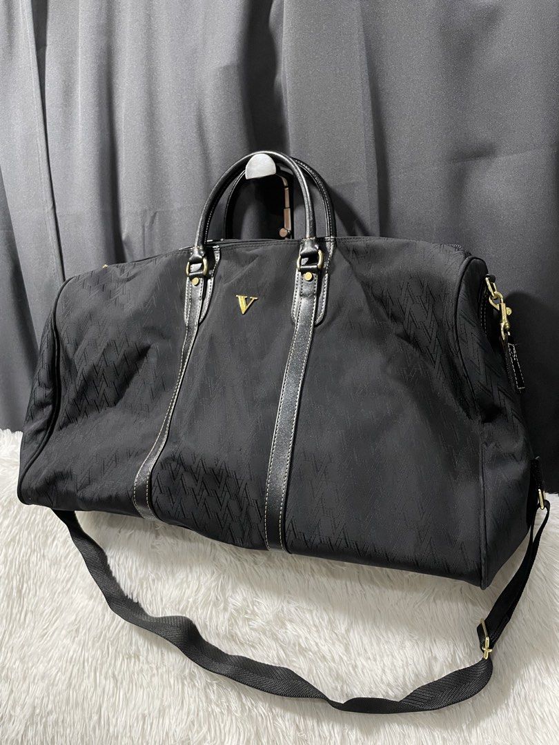 Rudolph Valentino Boston Bag (Category: Luxury Bags & Wallets) located in Davao. Submitted by lwky_thrift (Listing ID 1465555254, Image 2). Description: Rudolph Valentino Boston Bag Authentic Excellent Condition Complete With Strap Ready To Use .