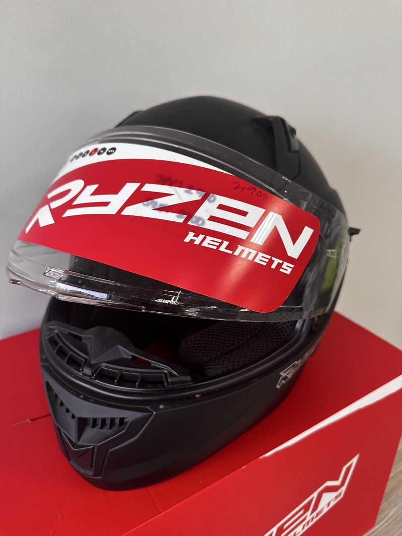 Ryzen Full face motorcycle helmet (black) size large (Category: Body Parts and Accessories) located in Pasig City. Submitted by mae_detoito (Listing ID 1465499326, Image 3). Description: Brand new Full face helmet Size Large Shipping from Bacoor Cavite Lalamove shipping .