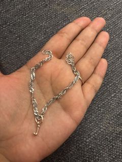 (Category: ) located in . Submitted by preloved_02 (Listing ID 1465528611, Image 1). Description: .