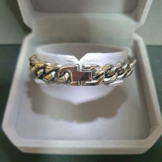 (Category: ) located in . Submitted by crystaldestyle (Listing ID 1465417492, Image 1). Description: .