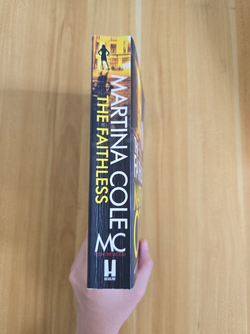 The Faithless by Martina Cole (Category: Storybooks) located in Trece Martires City. Submitted by closette.ph (Listing ID 1465404513, Image 3). Description: 💌 click photos to view full item 🌷Genre : Mystery/ Thriller - rfs : apartment cleanout 🌸 - Paperback Edition, authentic copy - personal preloved books - has signs of usage - colors may vary due to lighting.