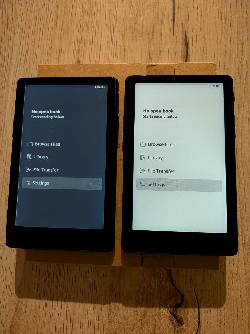 Xteink X4 Pro Brand New (Category: E-Readers) located in Tayug. Submitted by brightstorm2012 (Listing ID 1461933113, Image 2). Description: Note: This item is available while listing is up. BRAND NEW XTEINK X4 Pro Color: Starry Black Status: Available & On-hand 📸: Actual items in photos are my own X4 Pro and units recently sold. 🩷 can do item checking via video call ✅ unsealed only to check for damages 🩷 Chinese version. Ready to install Cross