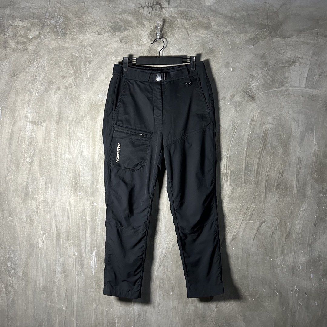 Salomon - 2022 Technical Cargo Hiking Pants (Category: Joggers) located in Tayabas. Submitted by streetdepartment (Listing ID 1465540859, Image 1). Description: Salomon - 2022 Technical Cargo Hiking Pants Excellent condition Flaw/s: minor lints on the outside and lints inside Size: Medium on tag Measurements (inches): Waist: 29-32” Rise: 11.5” Outseam: 37.5” Inseam: 27” Leg opening: 7” ( adjustable hem ) Price: 1,350 + shipping fee Dm to purchase