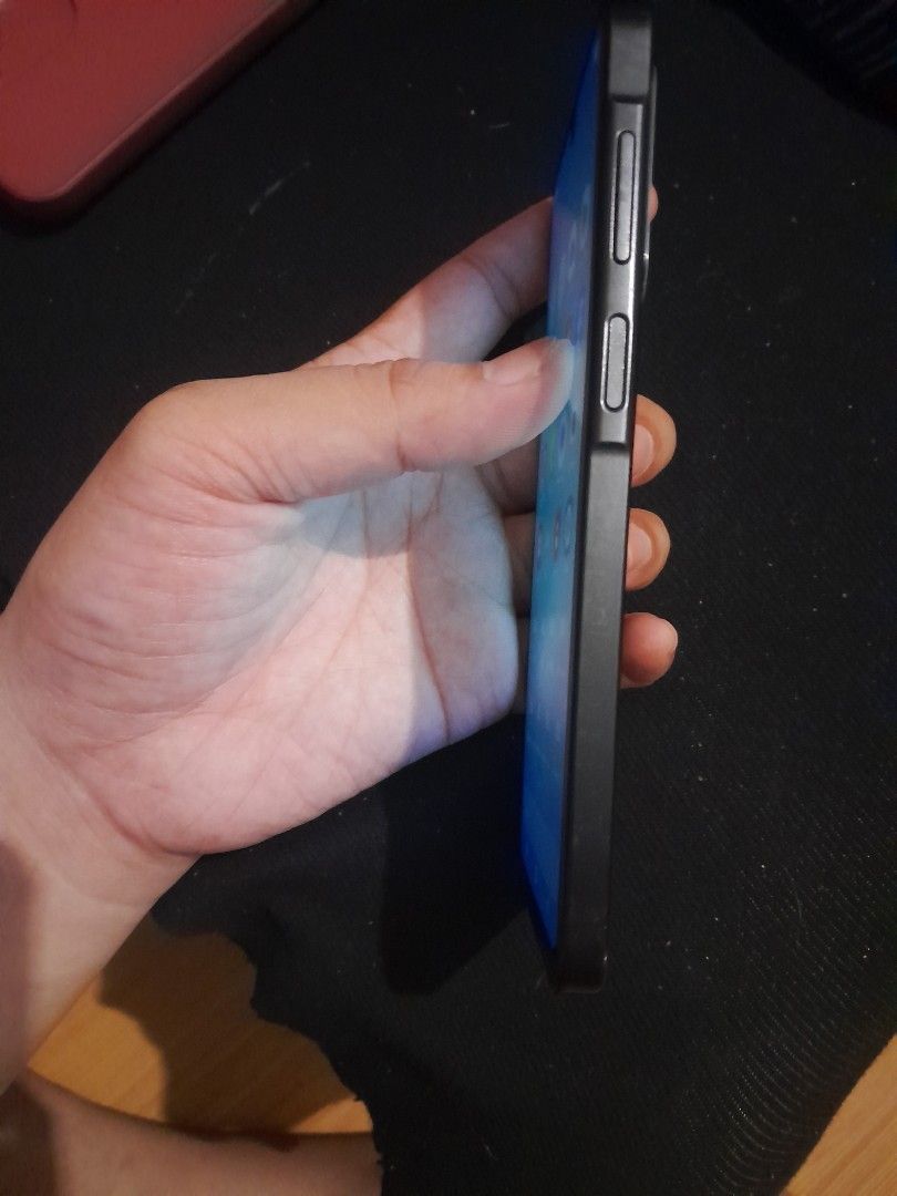 Samsung a17 5g (Category: Samsung) located in Paranaque City. Submitted by jeremysecr19192 (Listing ID 1465389289, Image 2). Description: Samsung a17 5g 256/8+8gbram no issue meet up tambo paranaque.