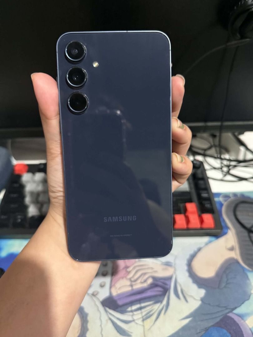 Samsung Galaxy A55 5G (Navy Blue) (Category: Samsung) located in Caloocan City. Submitted by nstnct22 (Listing ID 1465435122, Image 1). Description: 8gb ram 128gb rom camera: main 50 mp(triple) front 32mp slightly used, very presentable test/reset all you can UNIT ONLY paranaque/sucat/bicutan/las pinas area.