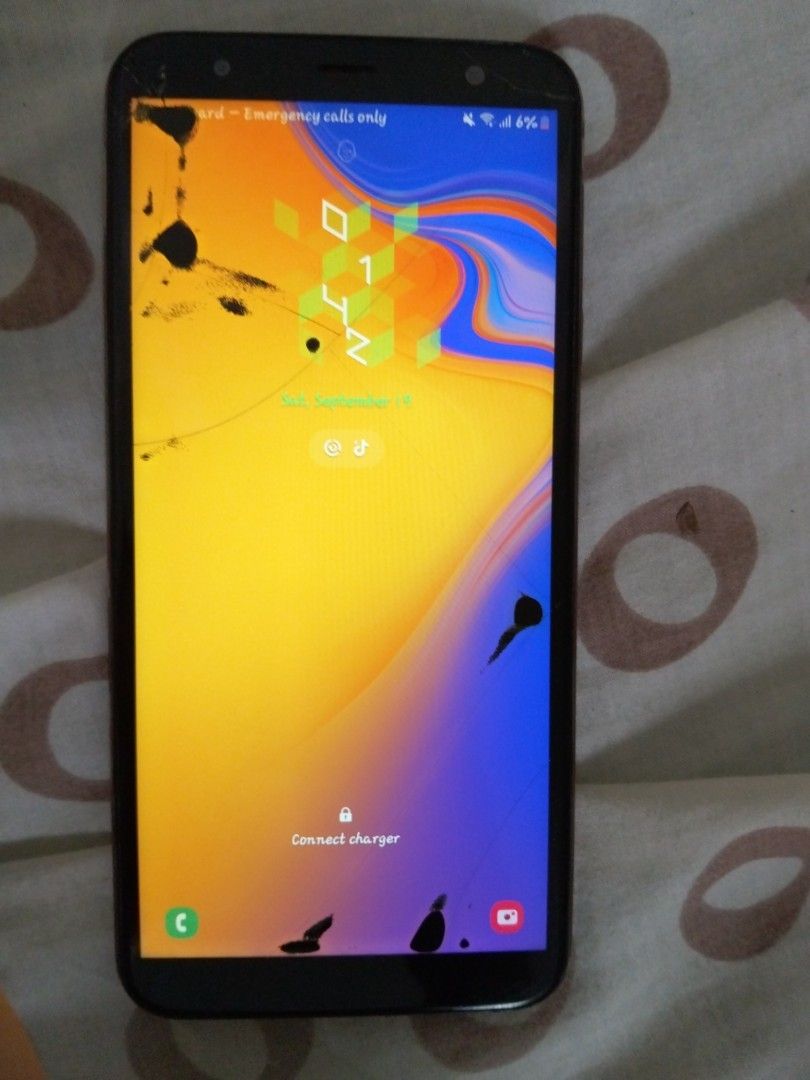 Samsung J4 plus (Category: Early Generation Mobile Phones) located in Manila. Submitted by lons28 (Listing ID 1465577686, Image 2). Description: has burns 16 GB and 2. Ram still negotiable bought this for 8000.