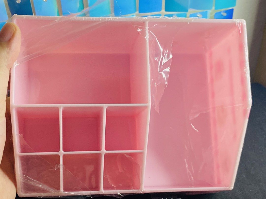 Sanrio Characters Storage Organizer (Category: Character Goods) located in Manila. Submitted by kawaii_omocha_est2020 (Listing ID 1465543842, Image 3). Description: ✅ Mine Now, Pay Now ✅ Please check all photos for complete details. ✅ Please manage your expectations, most items are preloved and not for those who are sensitive about condition. ✅ Actual color may vary due to lighting conditions. ✅ Due to limited reply quota, I will only entertain s