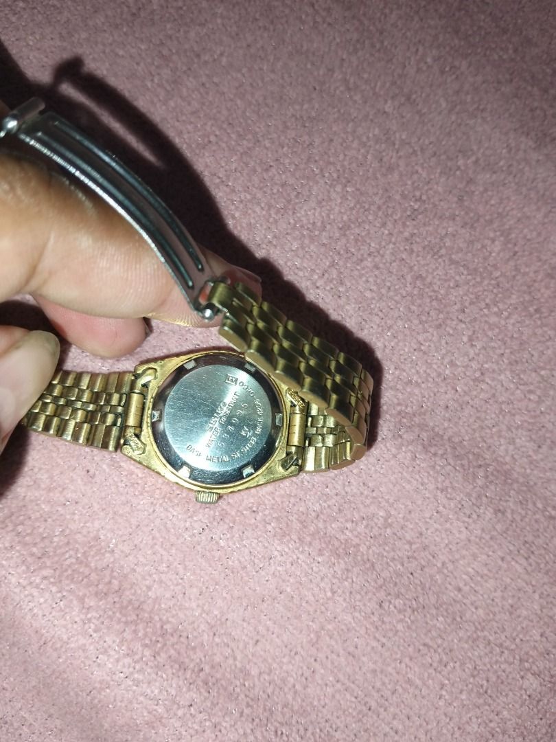 seiko 5 (Category: Luxury Watches) located in Caloocan City. Submitted by allan_573 (Listing ID 1465415768, Image 2). Description: .