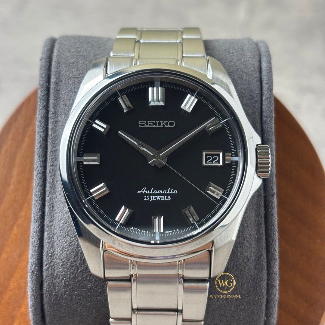 Seiko JDM SARB021 Kitkat (Category: Men's Watches) located in Manila. Submitted by drhanlie (Listing ID 1465410651, Image 1). Description: Seiko JDM SARB021 “Kitkat” ⌚️ FOR ONLY ₱36,990 ✅ Specs: Movement: 6R15 Automatic with manual winding and hacking Crystal: Sapphire Case Size: 38.5mm Thickness: 11.3mm Case Material: Stainless steel Dial: Black Bracelet: Stainless steel Water Resistance: 100m / 10 bar Power Reserve: Approx. 50 hours Jewels: 23 