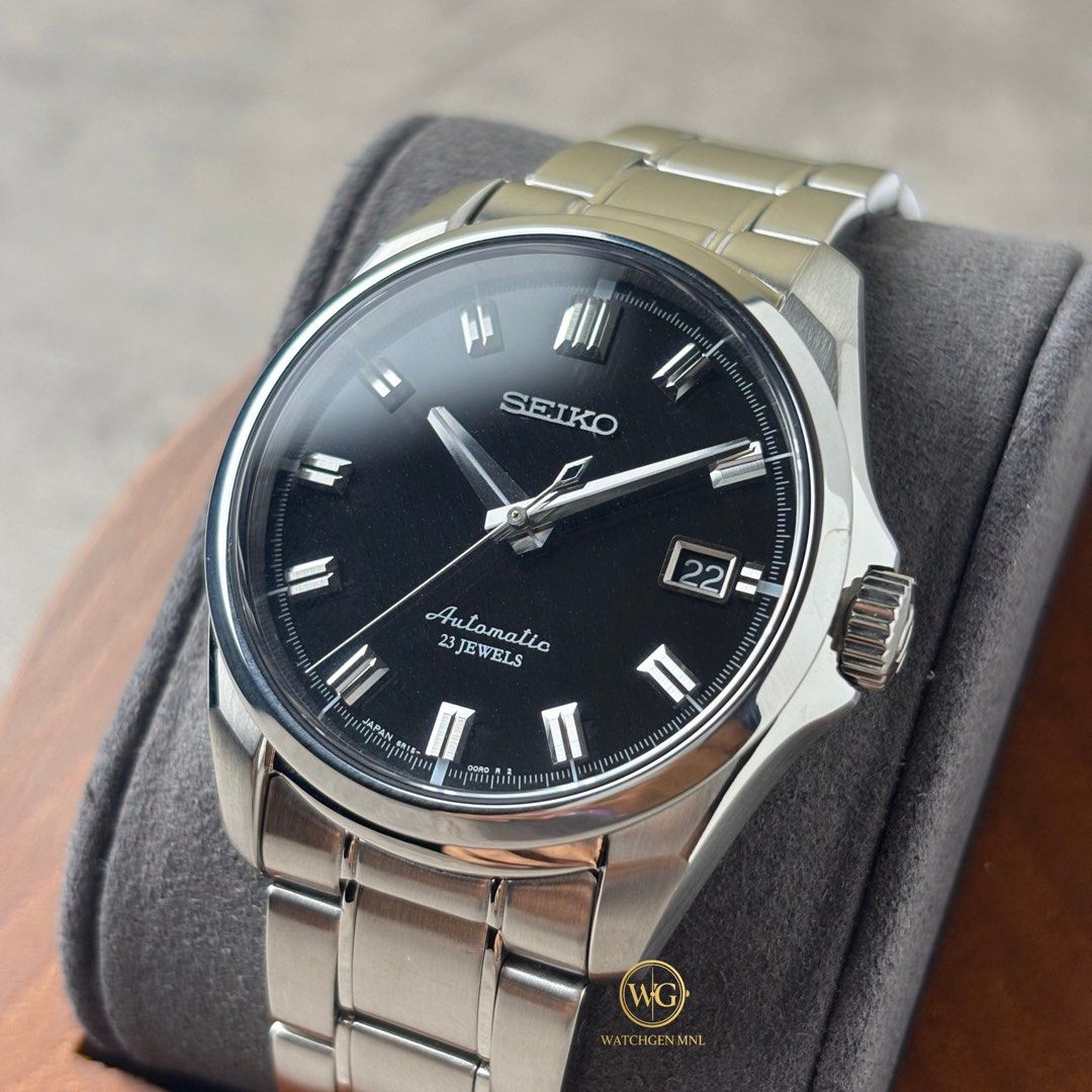 Seiko JDM SARB021 Kitkat (Category: Men's Watches) located in Manila. Submitted by drhanlie (Listing ID 1465410651, Image 2). Description: Seiko JDM SARB021 “Kitkat” ⌚️ FOR ONLY ₱36,990 ✅ Specs: Movement: 6R15 Automatic with manual winding and hacking Crystal: Sapphire Case Size: 38.5mm Thickness: 11.3mm Case Material: Stainless steel Dial: Black Bracelet: Stainless steel Water Resistance: 100m / 10 bar Power Reserve: Approx. 50 hours Jewels: 23 