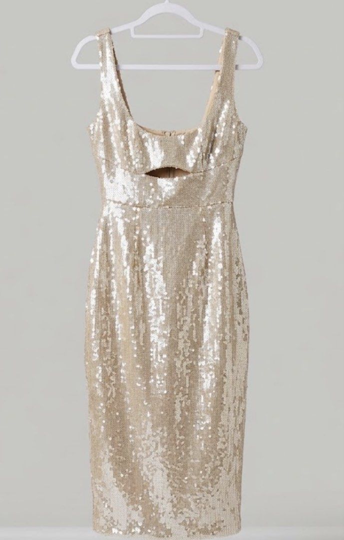 Sheike Illumination Dress Sequin Size 6 (Category: Evening dresses & gowns) located in Paranaque City. Submitted by PrelovedClosetetc (Listing ID 1465447200, Image 2). Description: Size 6.