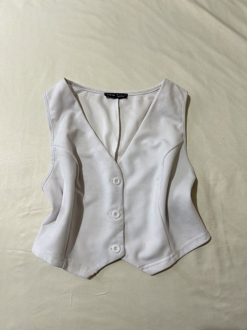 shein | vest top (Category: Sleeveless) located in Pagadian. Submitted by yowna_declutters (Listing ID 1465432746, Image 1). Description: — loc: pagadian city, mindanao payment first.
