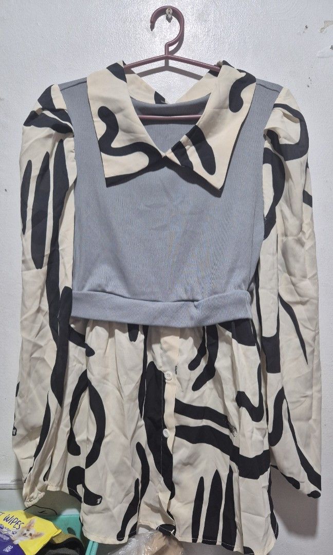 Shein blouse collar longsleeve (Category: Longsleeves) located in Rizal. Submitted by meeshoppe2 (Listing ID 1465401343, Image 1). Description: .